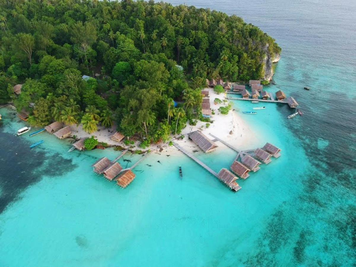 Nus Homestay Raja Ampat Kri Buitenkant foto
