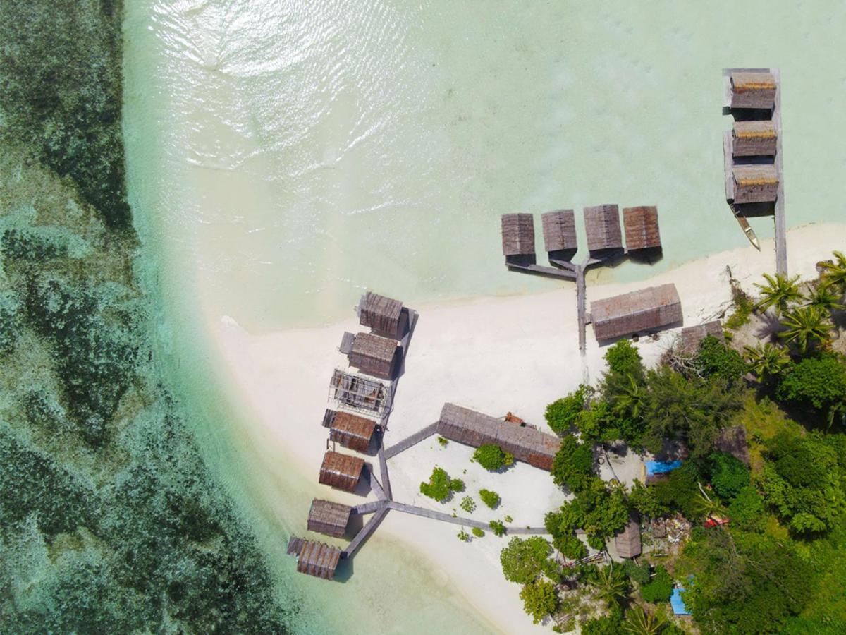 Nus Homestay Raja Ampat Kri Buitenkant foto