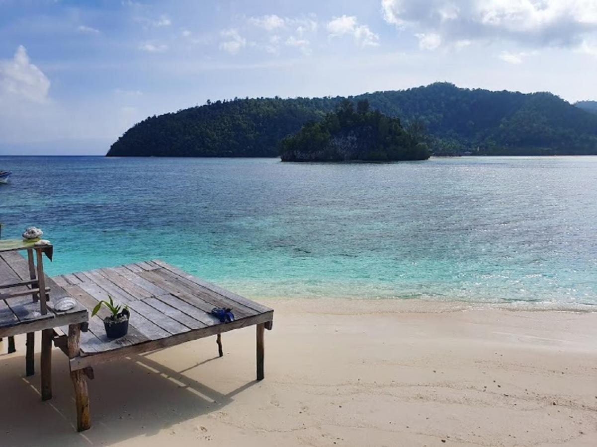 Nus Homestay Raja Ampat Kri Buitenkant foto