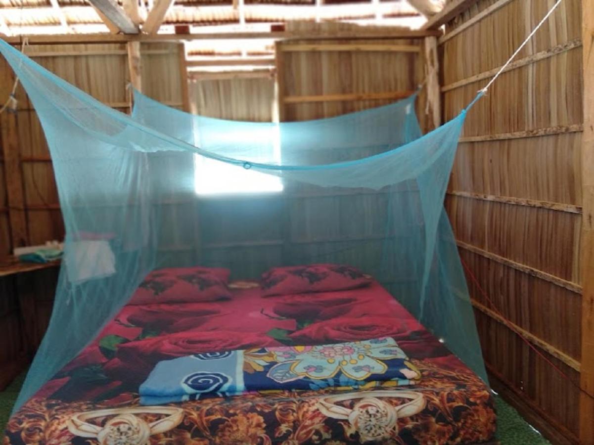 Nus Homestay Raja Ampat Kri Buitenkant foto